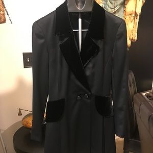 Tahari black double- breasted suit jacket